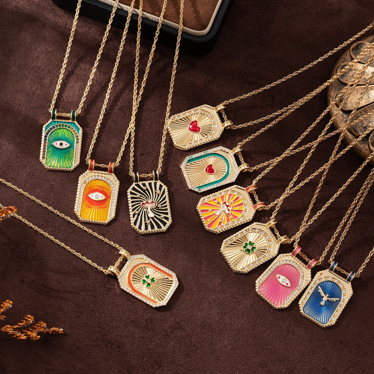 Vintage Tarot Large Pendant Necklace – Sun, Moon, Star, Heart, Planet, Desert, Four-Leaf Clover, Red Evil Eye, Green Evil Eye & Saturn