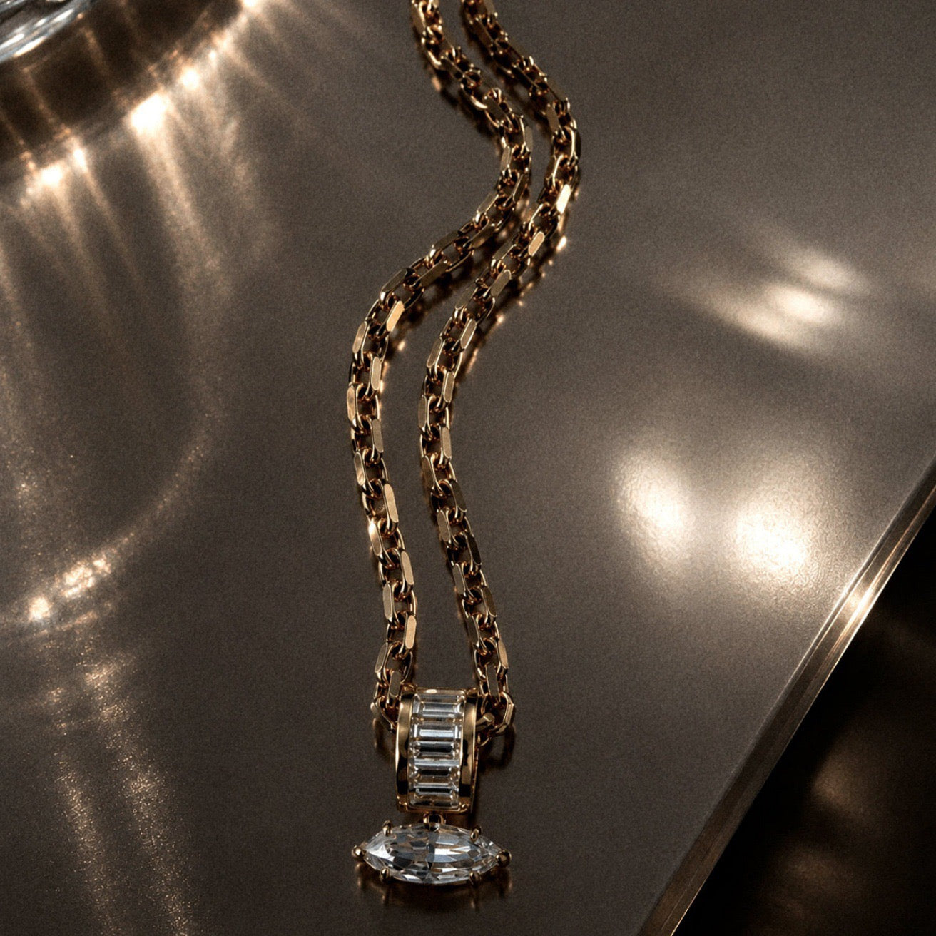 Thick Chain Teardrop Pear‑Shaped Zircon Pendant Necklace, Vintage Heavy‑Set Layering Collarbone Necklace
