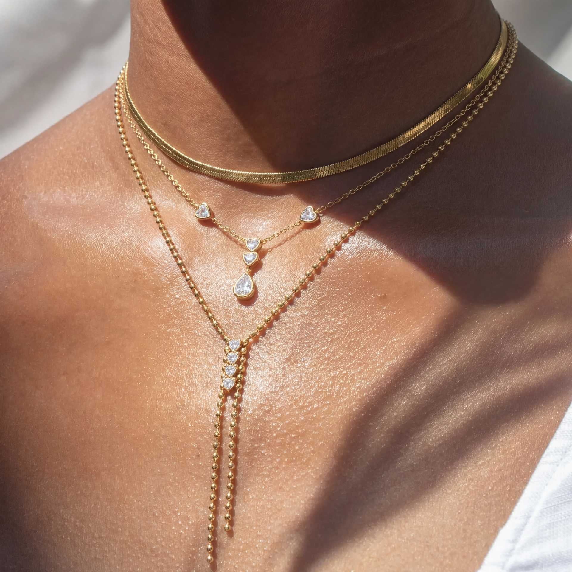 Vintage Gold Layered Necklace | Heart & Teardrop Diamond Tassel – Luxury Statement Piece
