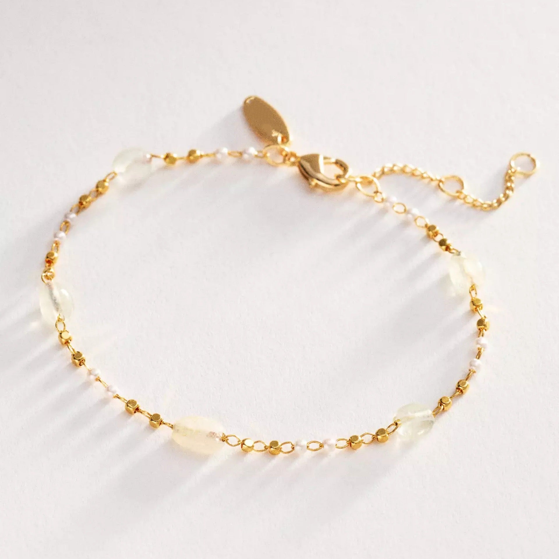 French Luxe Gold Crystal Pearl Zirconia Dainty Bracelet – Paperclip Chain | Tarnish-Resistant