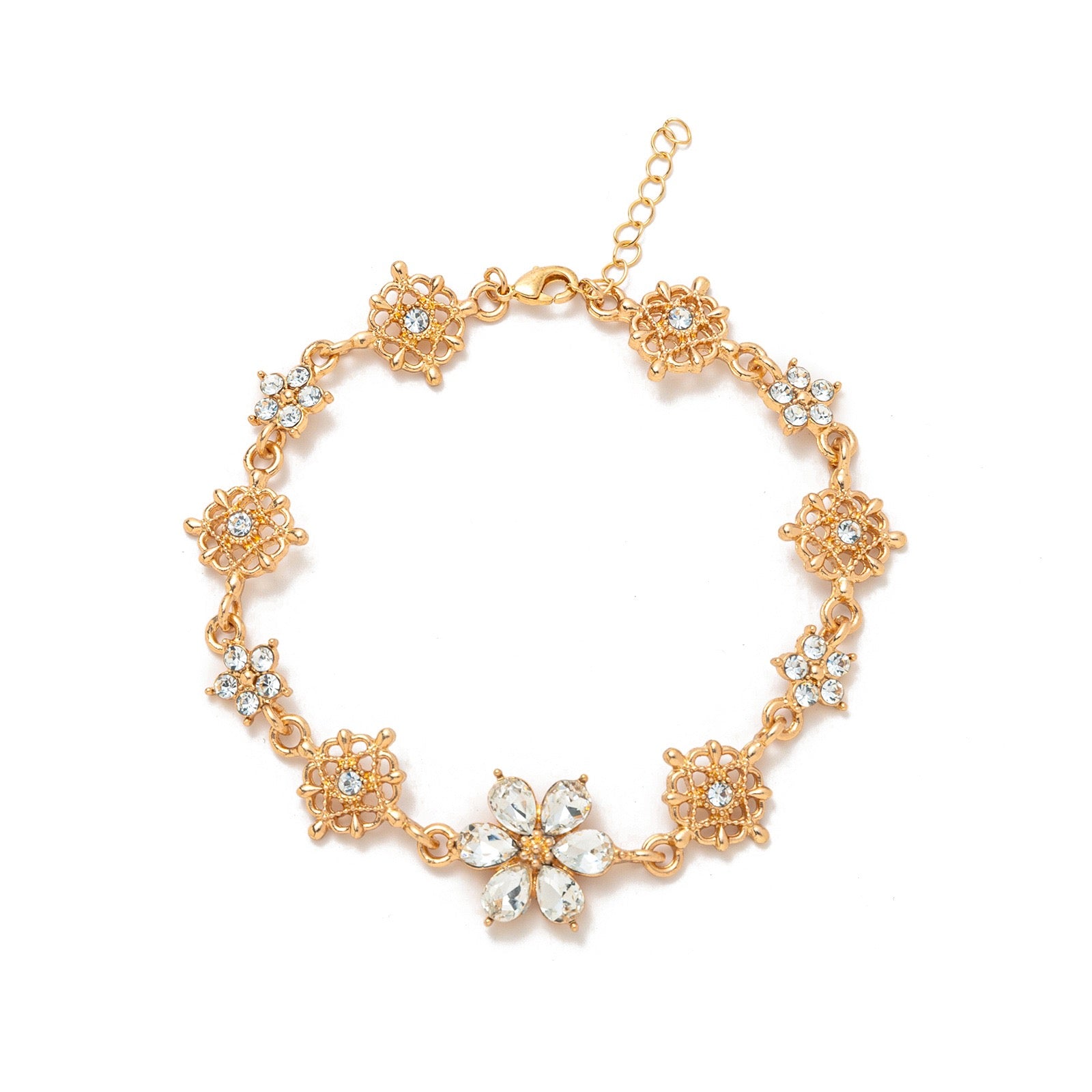 Sweet Floral Daisy Princess Bracelet – Delicate Niche Luxury | Everyday Wear