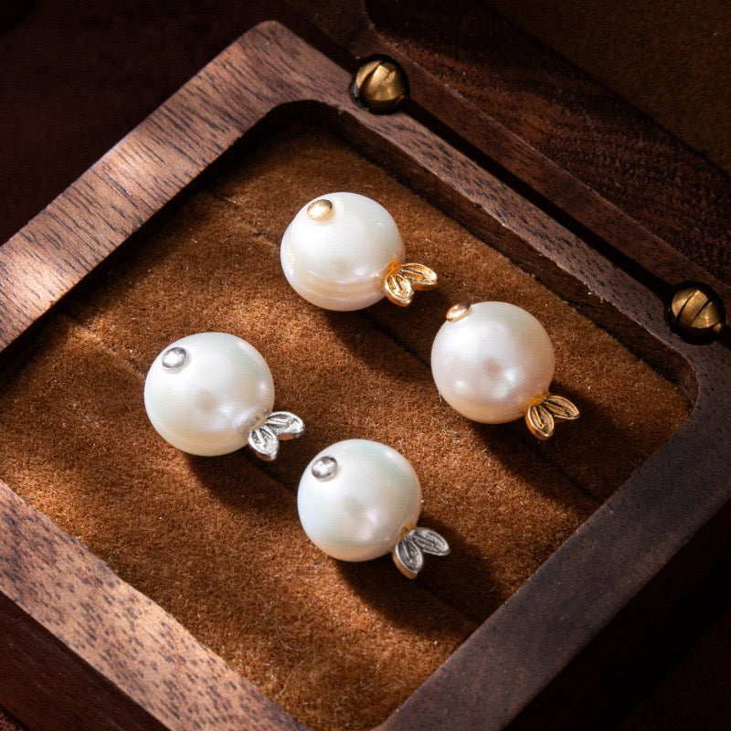 Ocean World Clownfish Natural Pearl Baroque Fish Pendant Collarbone Necklace
