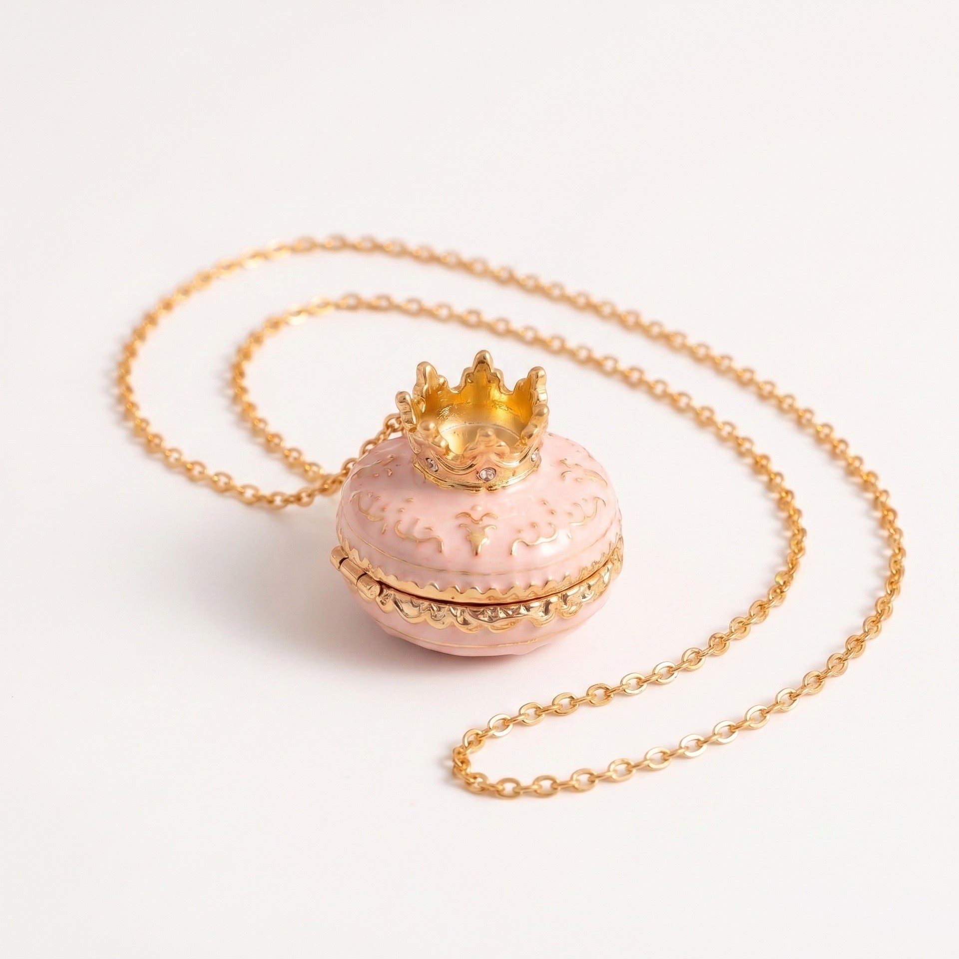 Fairytale Gingerbread House Openable Pendant Necklace – Enamel Colour-Retaining