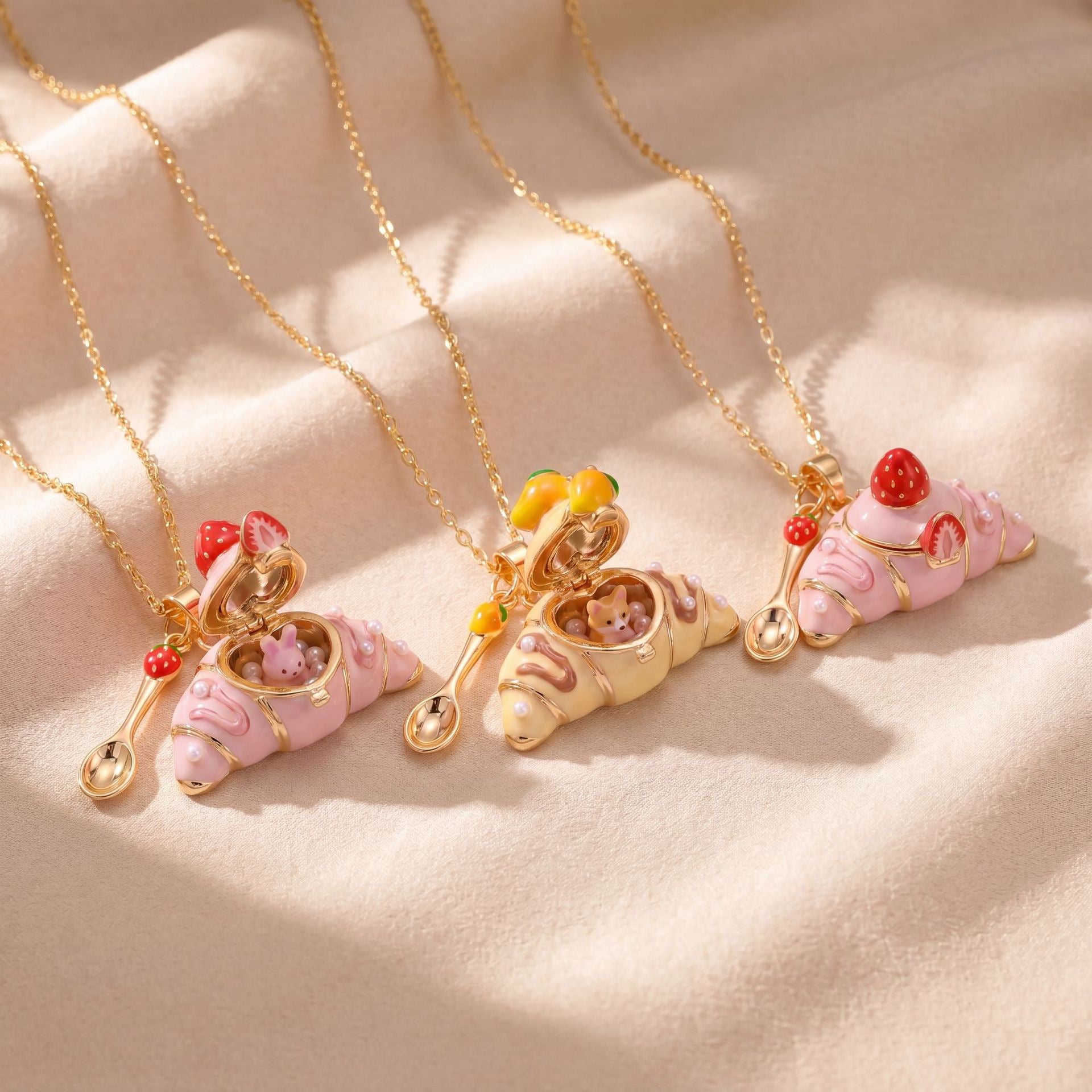 Openable Croissant Necklace – Cute Animal Charm, High-Quality Colour-Retaining