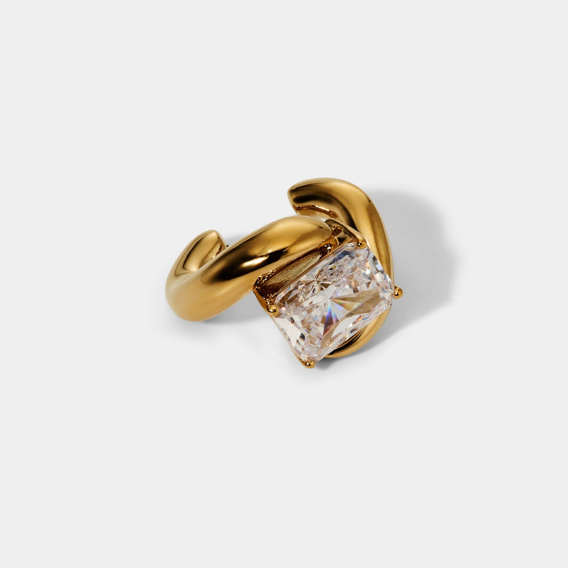 Vintage Wide-Band Zirconia Statement Earrings – Luxe, Versatile & Refined