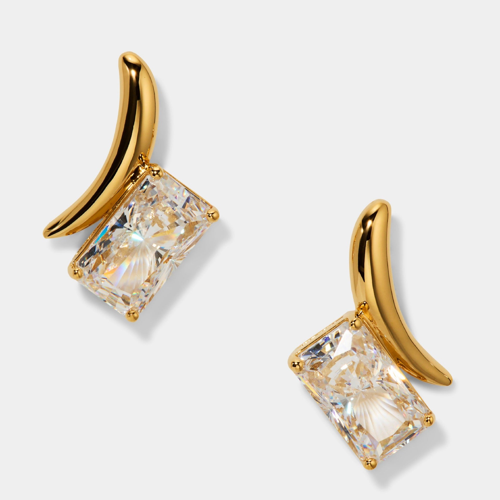 Vintage Wide-Band Zirconia Statement Earrings – Luxe, Versatile & Refined