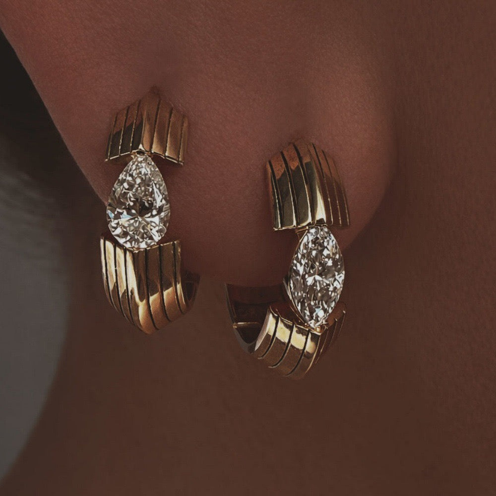 Vintage Ribbed Embossed Irregular Zirconia Stud Earrings