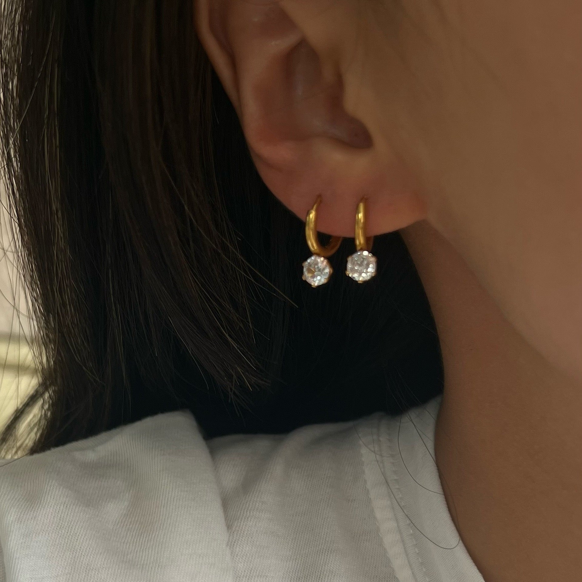 Minimalist Luxury 18K Gold Plated Titanium Steel Single Diamond Zirconia Pendant Earrings