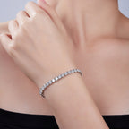 Classic Four-Prong D VVS Moissanite Tennis Bracelet (S925 Silver)