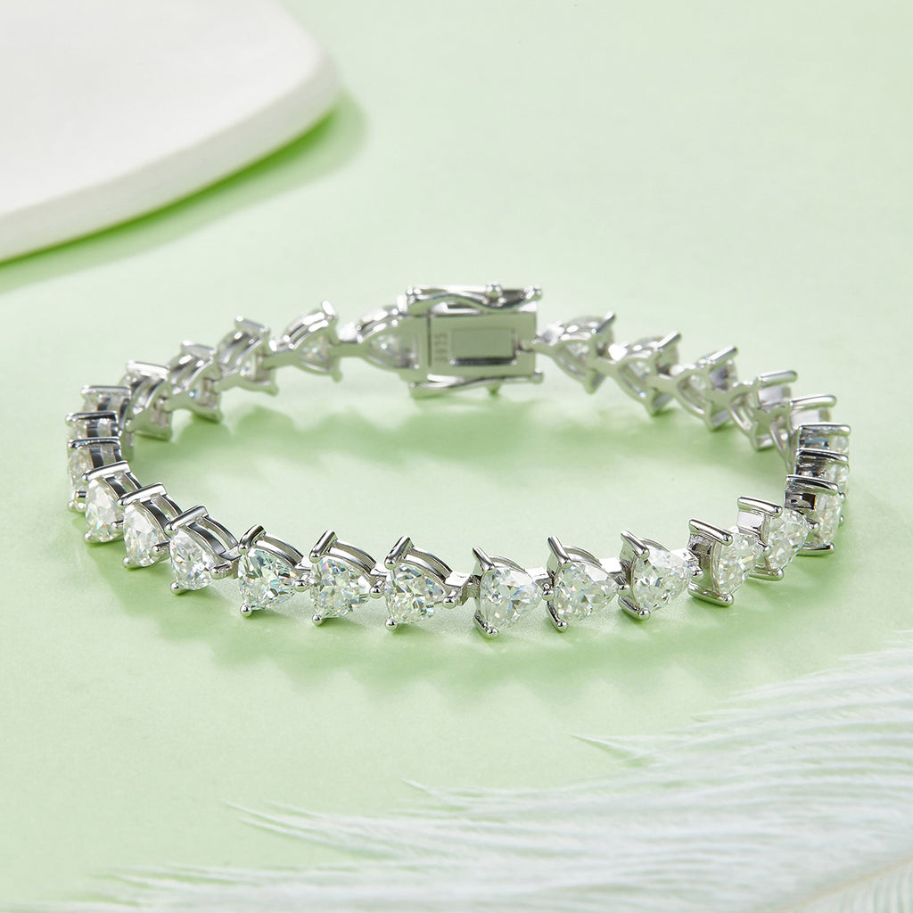 Triangle-Cut D VVS Moissanite Tennis Bracelet — 0.5ct Stones (S925 Silver)
