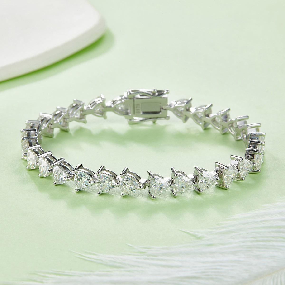 Triangle-Cut D VVS Moissanite Tennis Bracelet — 0.5ct Stones (S925 Silver)