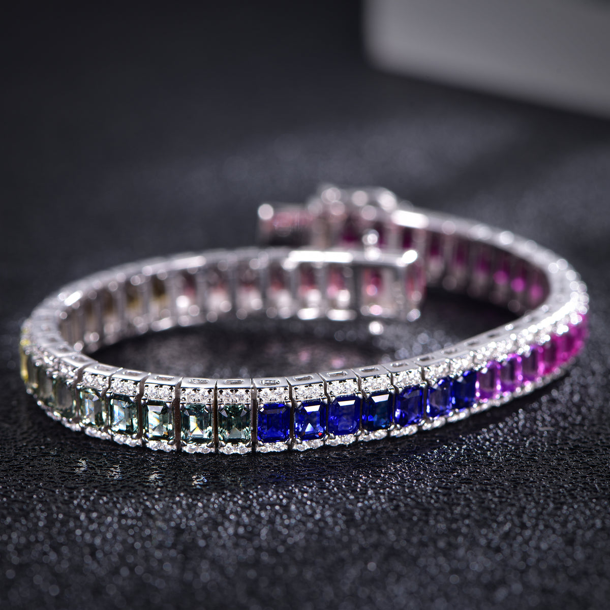 18K White Gold Emerald-Cut Coloured Gemstone Moissanite Bracelet 4×3mm / Stone