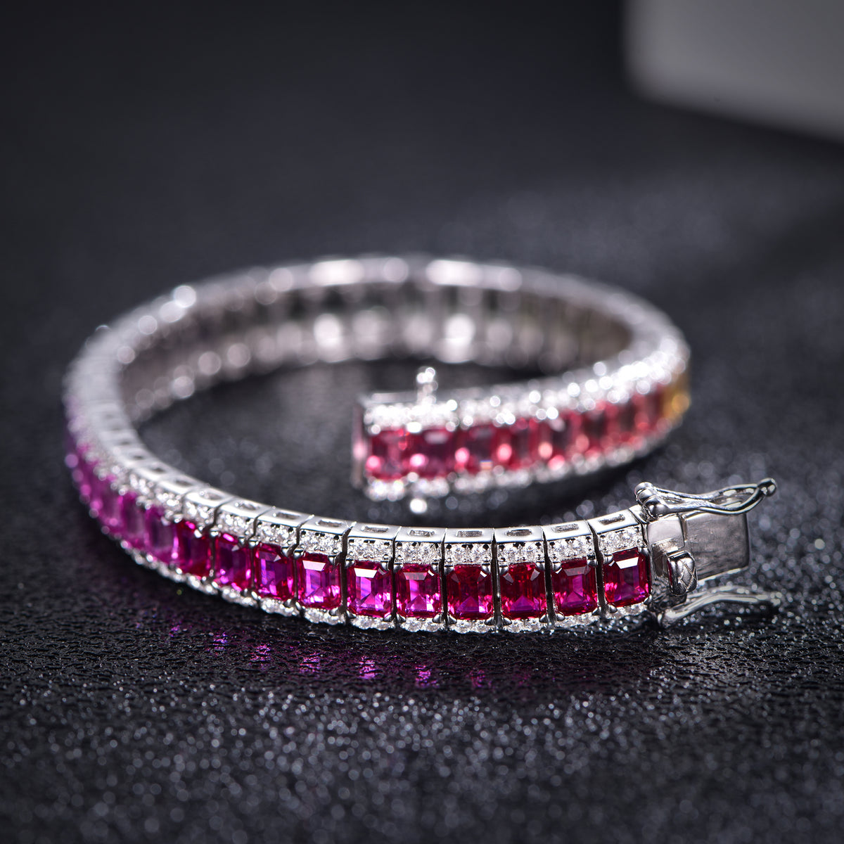 18K White Gold Emerald-Cut Coloured Gemstone Moissanite Bracelet 4×3mm / Stone