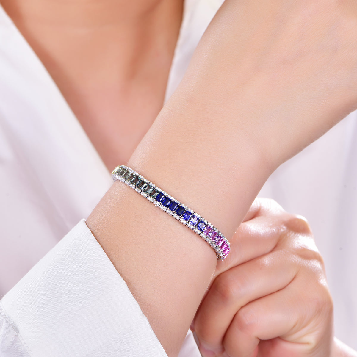 18K White Gold Emerald-Cut Coloured Gemstone Moissanite Bracelet 4×3mm / Stone