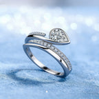 18K Gold Pear-Cut Moissanite Confession Ring 1.0ct