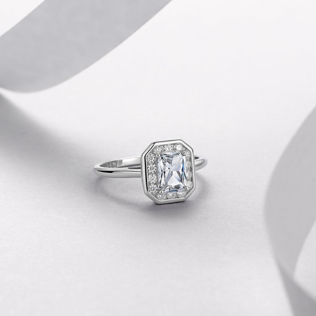 18K White Gold Radiant Cut Moissanite Ring 1.3ct