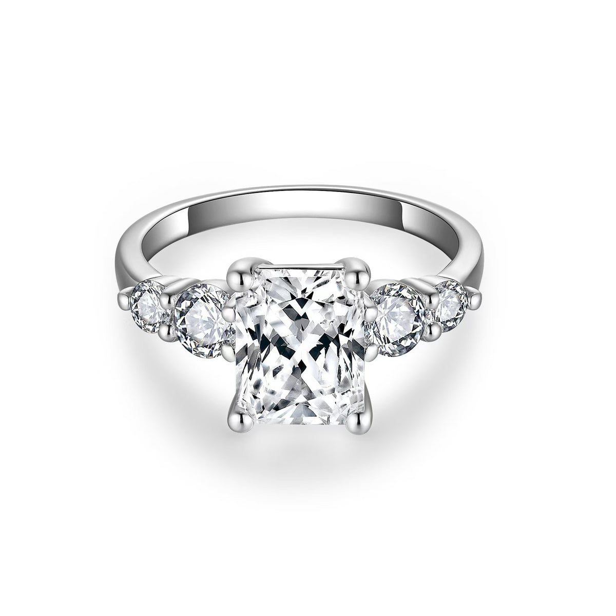 Fang Ying Yi Cai | 18K White Gold Radiant Cut Moissanite Ring | 3ct