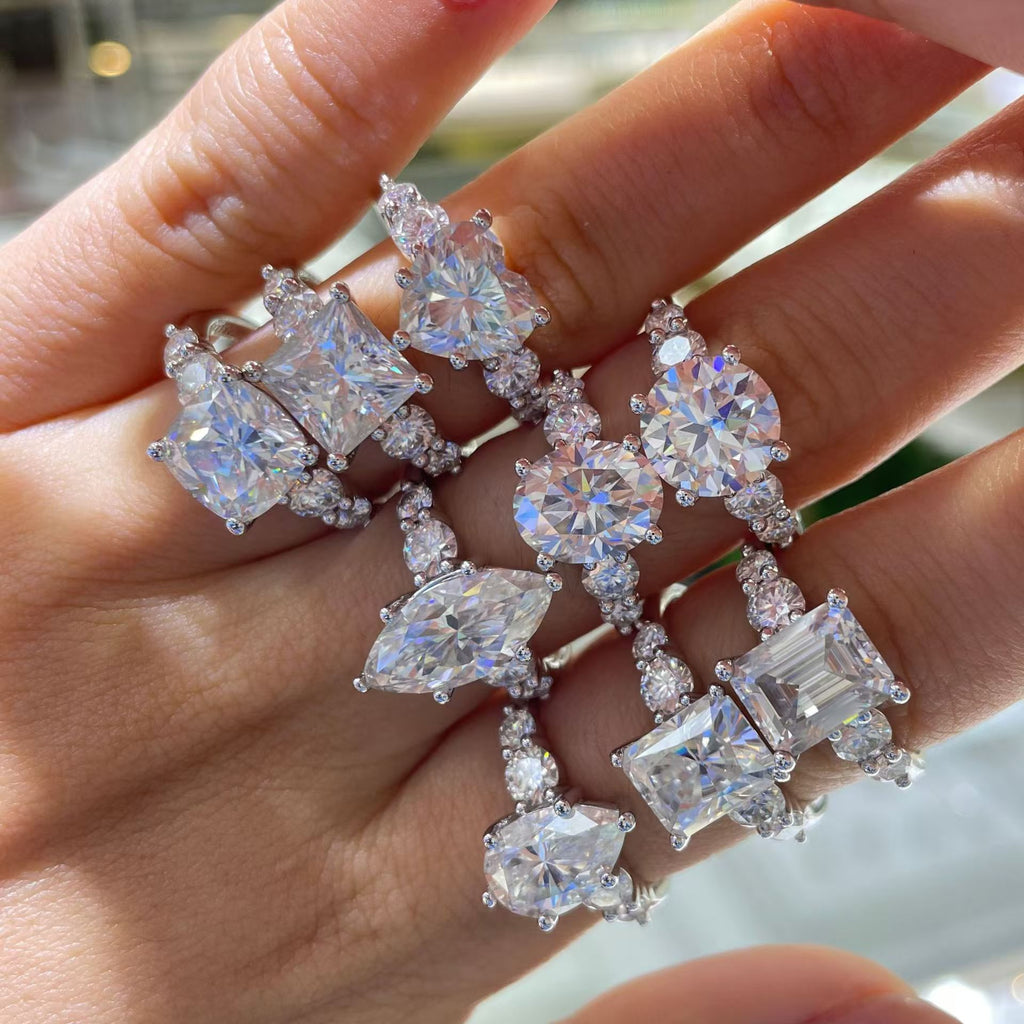 Fang Ying Yi Cai | 18K White Gold Radiant Cut Moissanite Ring | 3ct