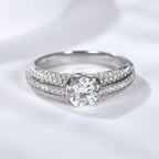 Yuan Bo | 18K White Gold Round Moissanite Ring | 1.0ct / 2.0ct