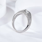 Yuan Bo | 18K White Gold Round Moissanite Ring | 1.0ct / 2.0ct