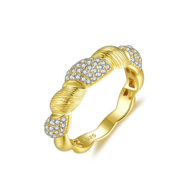 Re Lian Chan Mian | 18K Yellow Gold Round Moissanite Promise Ring | 0.385ct