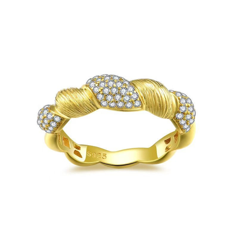 Re Lian Chan Mian | 18K Yellow Gold Round Moissanite Promise Ring | 0.385ct