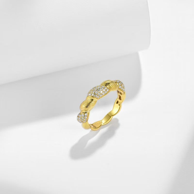 Re Lian Chan Mian | 18K Yellow Gold Round Moissanite Promise Ring | 0.385ct