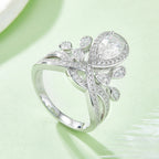 V Queen | 18K White Gold Pear Cut Coloured Moissanite Ring | 1.0ct D-Grade