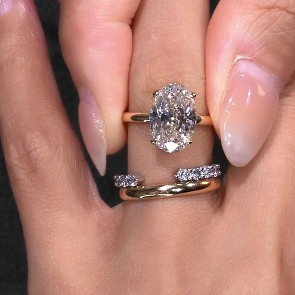 18K Gold Sunflower Moissanite Stackable Ring
