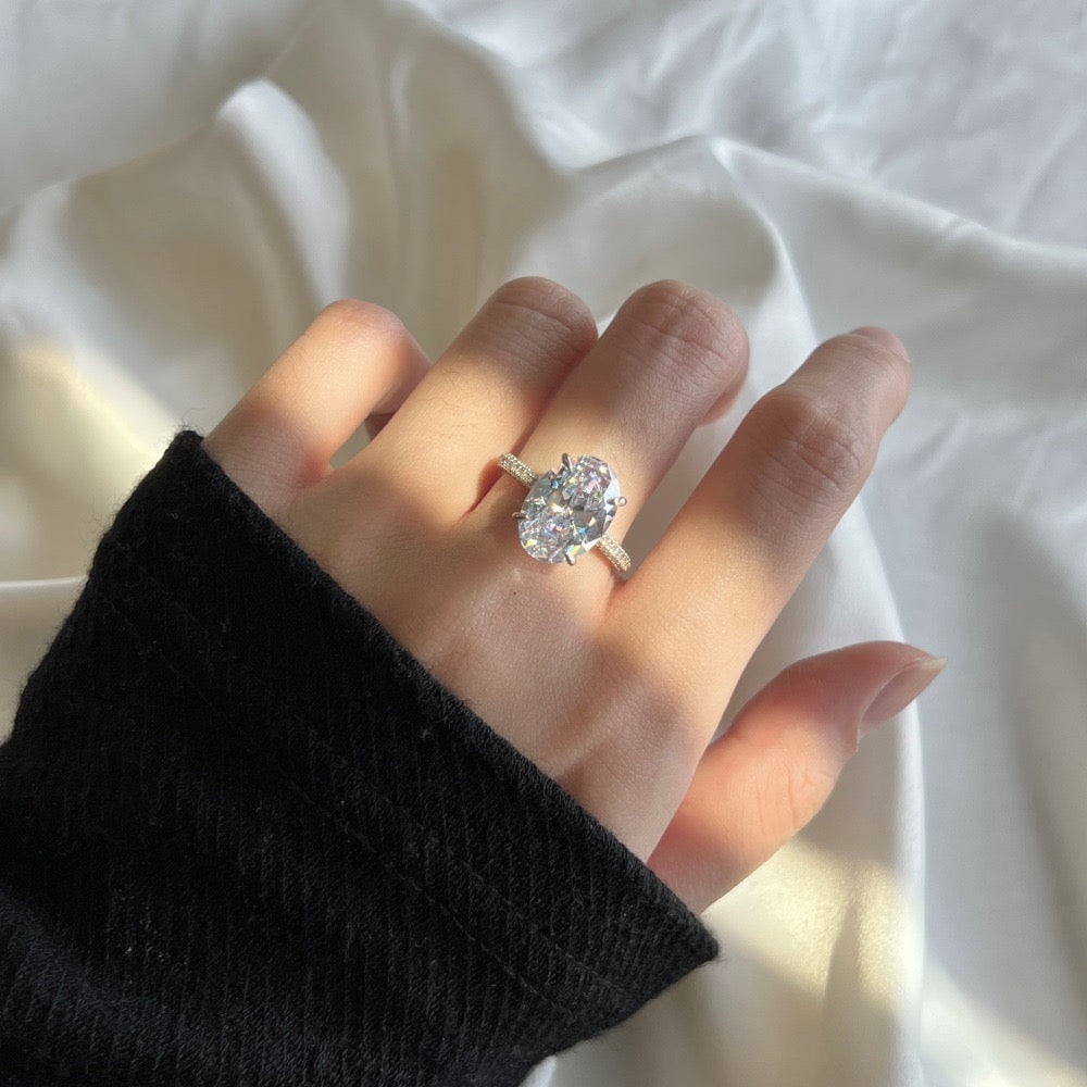 Luxe Oval-Cut Statement Ring