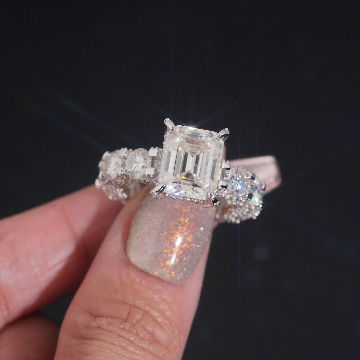 Radiant-Cut Luxury Moissanite Ring - UMI