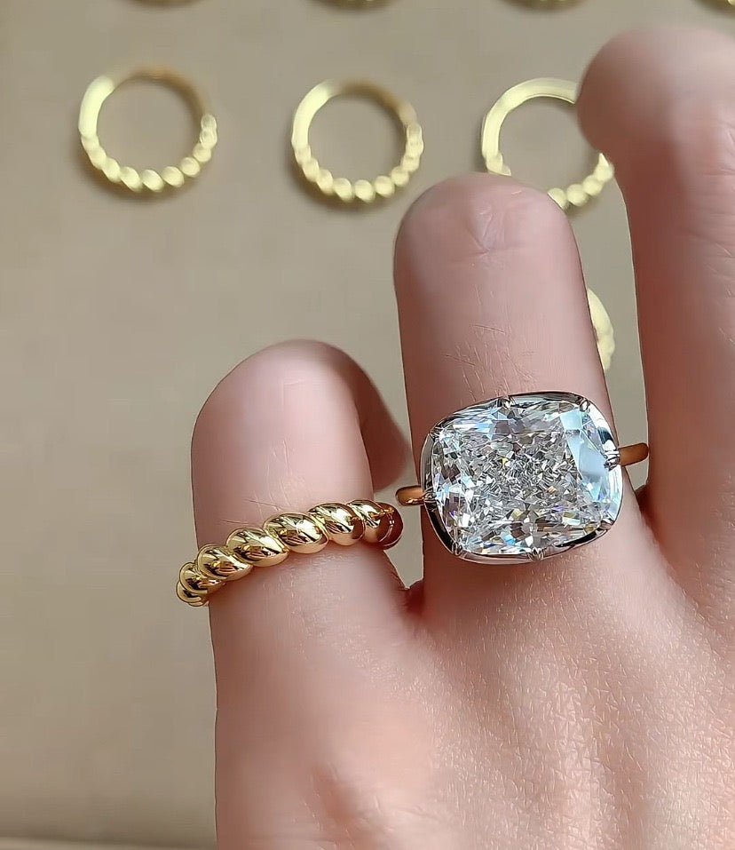 Zendaya-Inspired Georgian-Style Large-Carat Old Mine Cushion-Cut Moissanite Ring - UMI