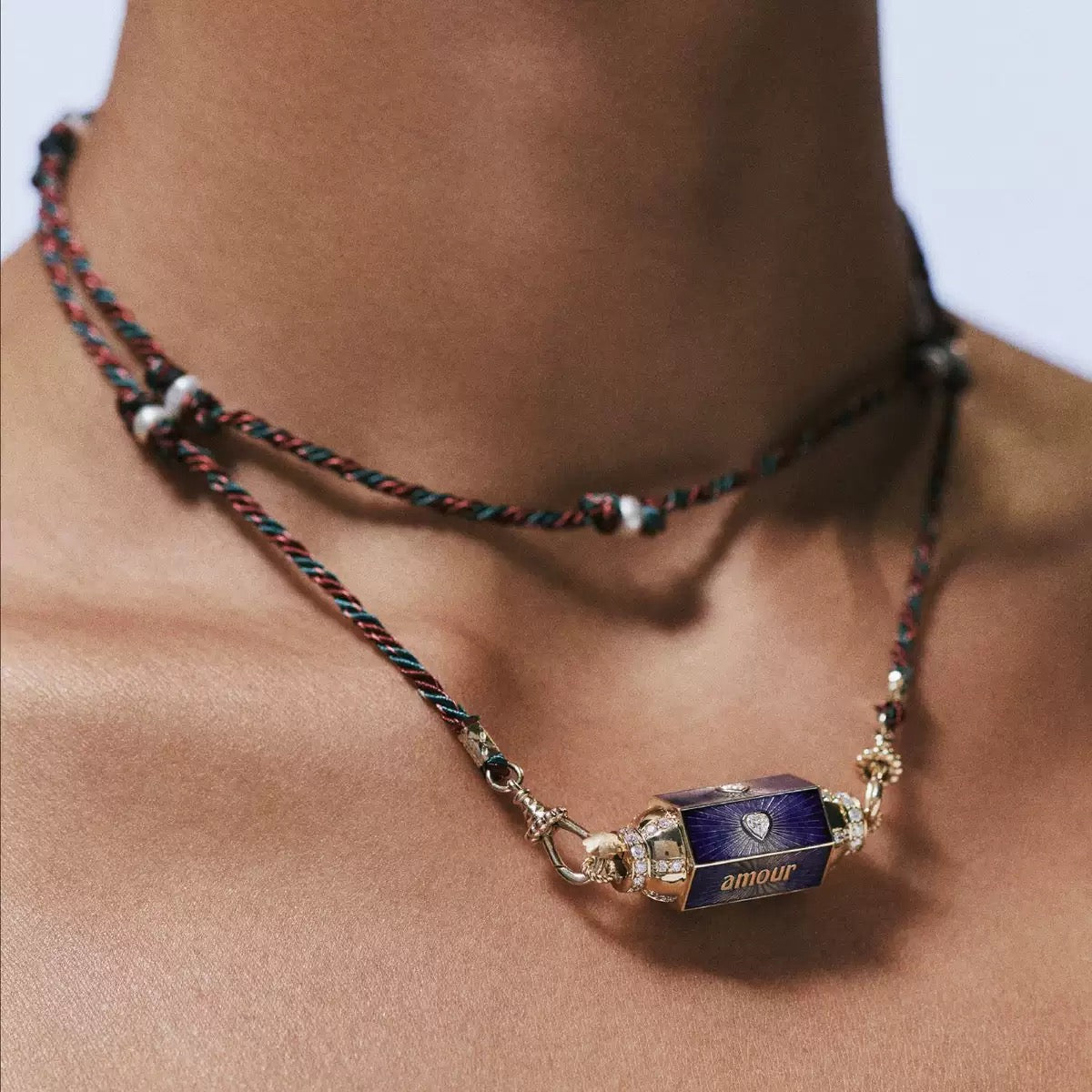 Enamel Tarot Cylinder Necklace,18K Gold Plated Stainless Steel Colorful Star‑Eye Pendant Necklace for Women Vintage Daily Jewelry