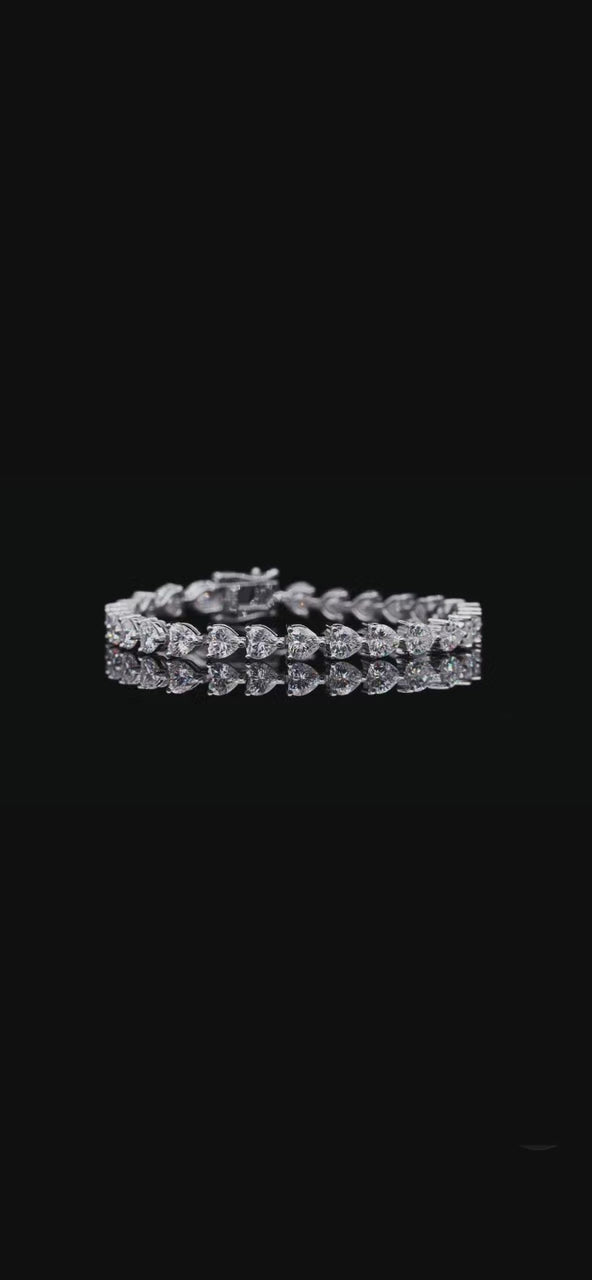 Heart-Cut D VVS Moissanite Tennis Bracelet — 0.5ct Stones (S925 Silver)