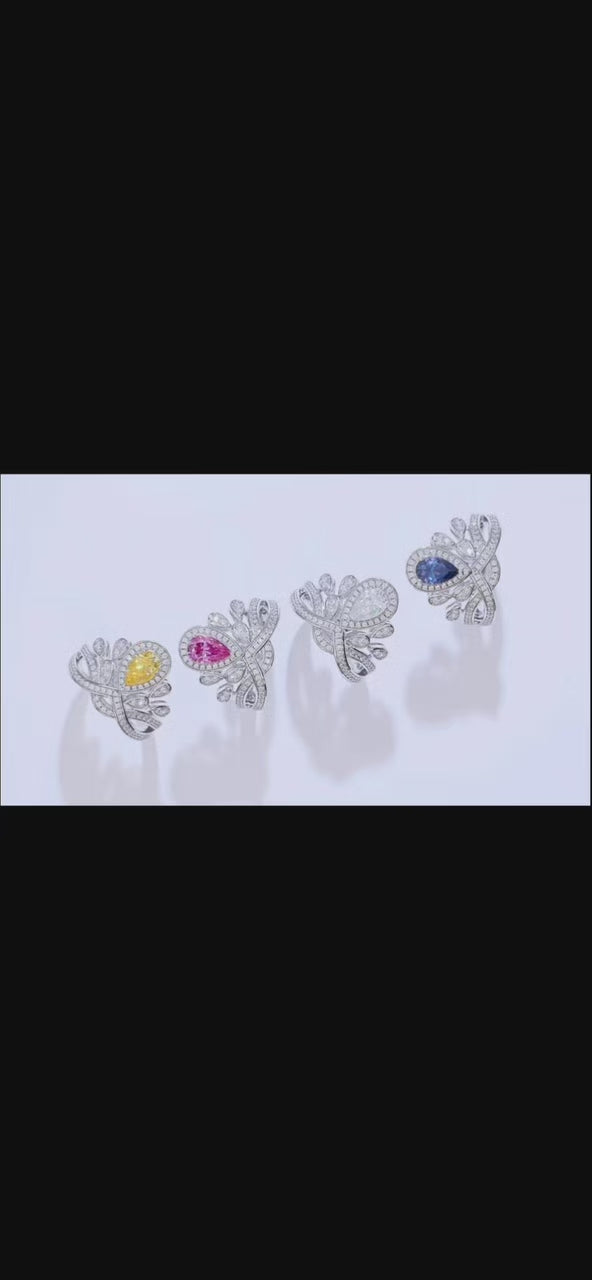 V Queen | 18K White Gold Pear Cut Coloured Moissanite Ring | 1.0ct D-Grade
